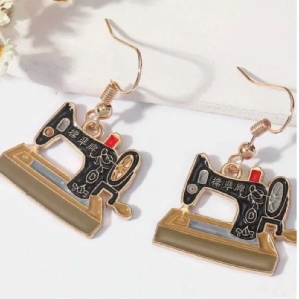 ❤️ FREE Sewing Machine Sew Fashion Drop Hipster Artsy Pop Art Hippie Earrings